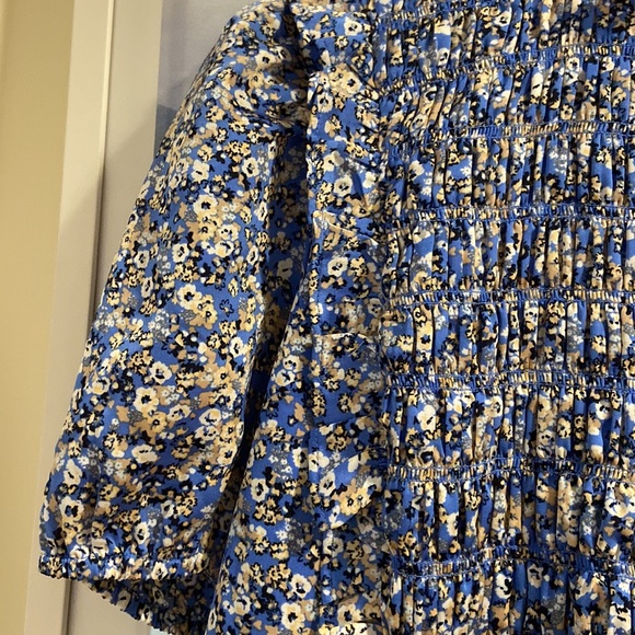 Never worn Ann Taylor floral blouse, size S - Picture 2 of 4